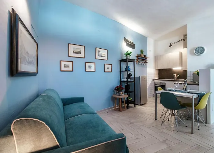 Barbablue Flat - The House Of Travelers * Como